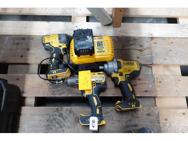 Partij dewalt - afbeelding 1 van  1