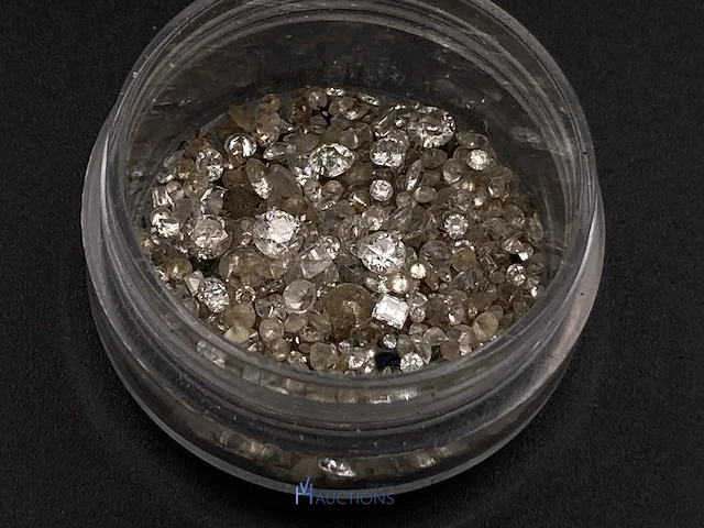 Partij diamant en cubic zirconia – 3,85 karaat - afbeelding 5 van  6