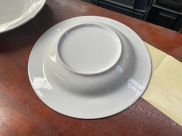 Partij diepe borden (35x) - afbeelding 1 van  2