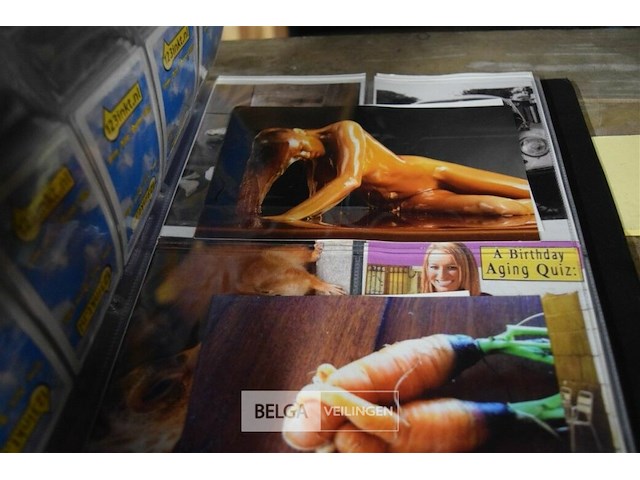 Partij div 18+ speelkaarten en voetbalkaarten - afbeelding 5 van  5