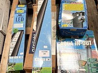 Partij div. aquarium toebehoren - afbeelding 1 van  3