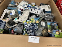 Partij div. aquarium toebehoren - afbeelding 1 van  2