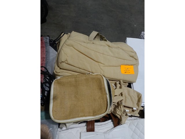 Partij div blanco baby artikelen - afbeelding 17 van  24