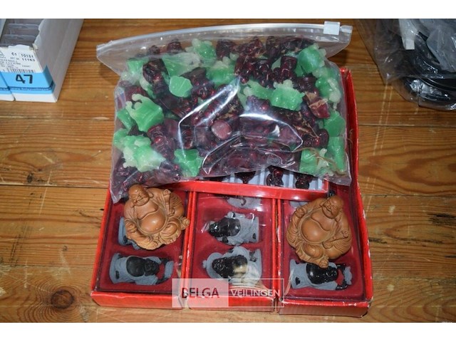 Partij div. boeddha beeldjes - afbeelding 1 van  3