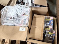 Partij div. deurklinken, toebehoren, deurstoppers enz. - afbeelding 1 van  4