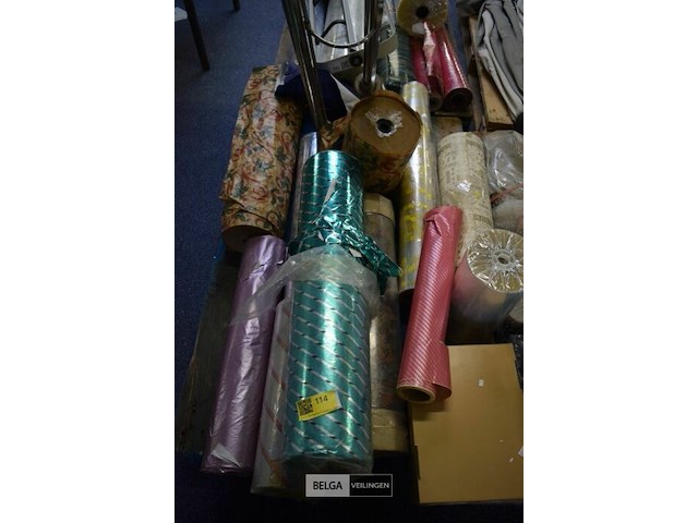 Partij div inpakpapier - afbeelding 1 van  3