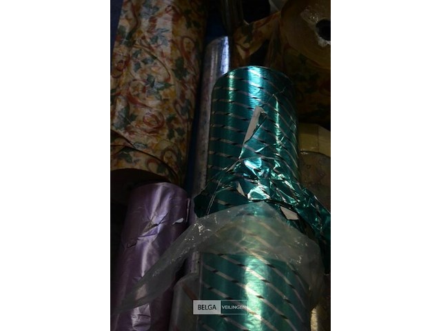 Partij div inpakpapier - afbeelding 2 van  3