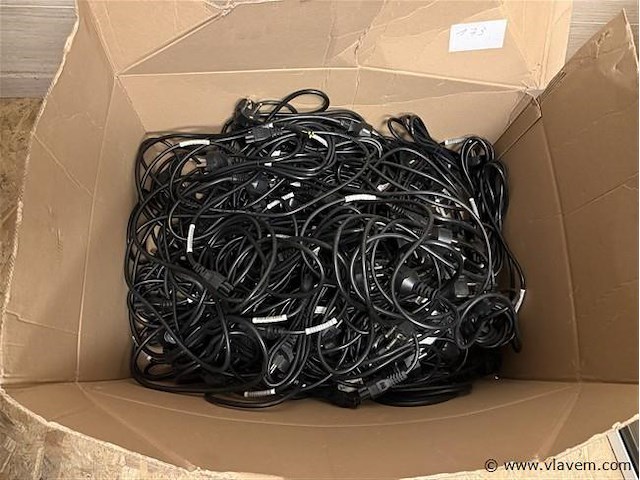 Partij div. kabels - afbeelding 1 van  1