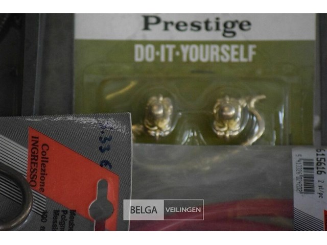 Partij div kastklinken en handvatjes - afbeelding 8 van  9