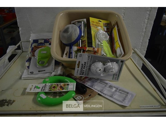 Partij div keukenmateriaal - afbeelding 1 van  5