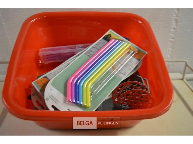 Partij div keukenmateriaal - afbeelding 1 van  3