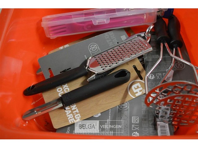 Partij div keukenmateriaal - afbeelding 2 van  3