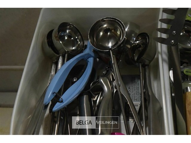 Partij div keukenmateriaal - afbeelding 2 van  4