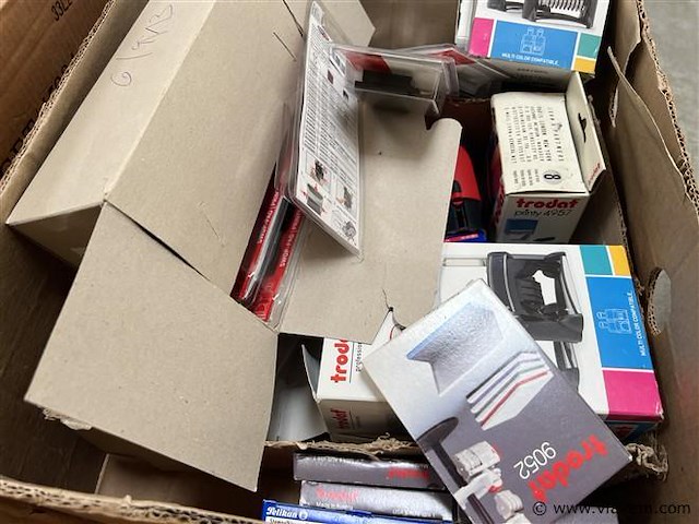Partij div. klein kantoormateriaal en promo materiaal - afbeelding 5 van  5