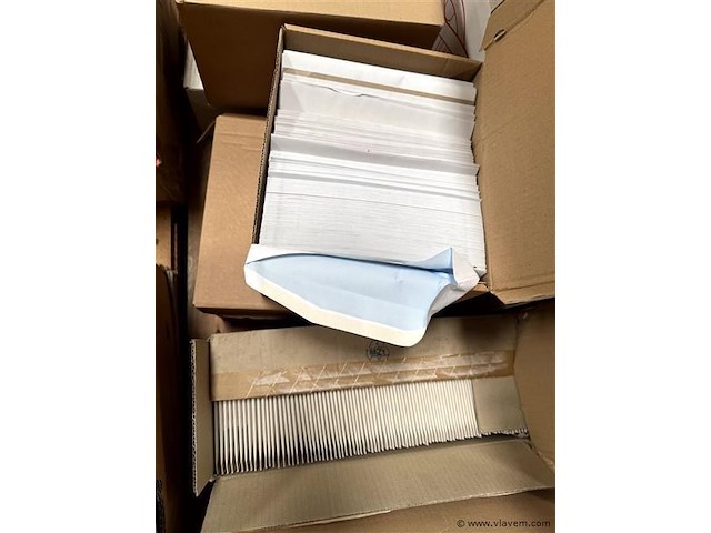 Partij div. klein kantoormateriaal, wo. papierbakjes enz. - afbeelding 2 van  2