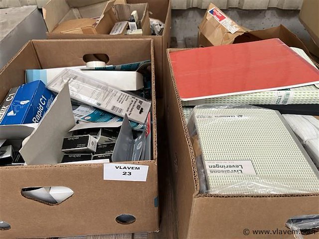 Partij div. klein kantoormateriaal - afbeelding 1 van  5