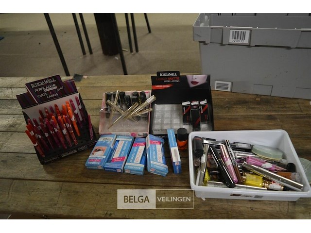 Partij div. make up - afbeelding 1 van  5