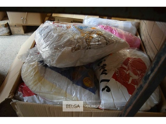 Partij div modellen sierkussens - afbeelding 2 van  5