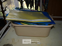 Partij div plastieken mapjes - afbeelding 1 van  4