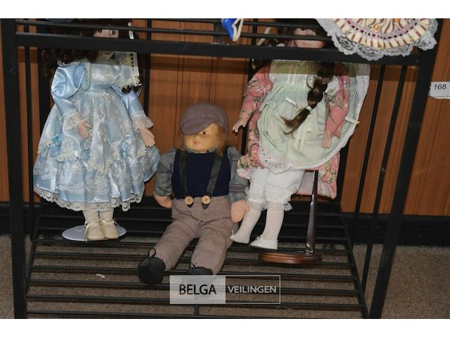 Partij div porselijnen poppen - afbeelding 4 van  5