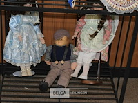 Partij div porselijnen poppen - afbeelding 4 van  5