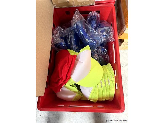 Partij div. promomateriaal, wo. petjes, klokjes, drinkbussen enz. - afbeelding 3 van  5