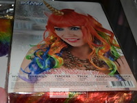 Partij div pruiken - afbeelding 3 van  4