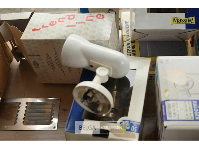 Partij div retro spotjes - afbeelding 2 van  4