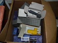 Partij div sanitair retro materialen - afbeelding 4 van  4