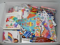 Partij div slingers, ballonen, feestartikelen - afbeelding 1 van  6