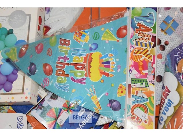 Partij div slingers, ballonen, feestartikelen - afbeelding 4 van  6
