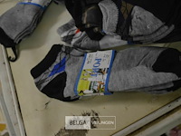 Partij div soorten en maten sokken - afbeelding 2 van  4