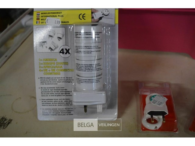 Partij div soorten stekkers - afbeelding 3 van  3