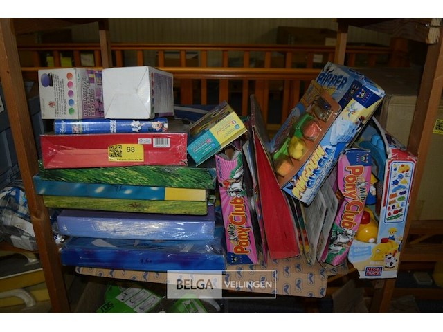 Partij div speelgoed - afbeelding 1 van  4