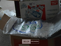 Partij div tafelkleedjes - afbeelding 1 van  4