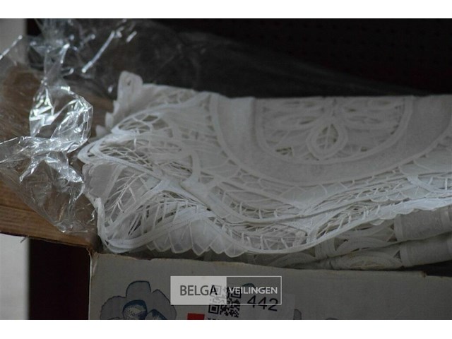 Partij div tafelkleedjes - afbeelding 3 van  4