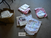 Partij div tafellopers en kleedjes - afbeelding 1 van  6