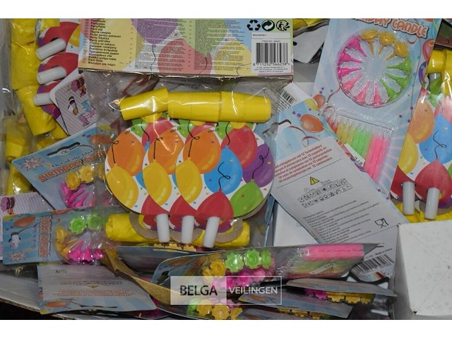 Partij div verjaardagsdeco - afbeelding 2 van  4