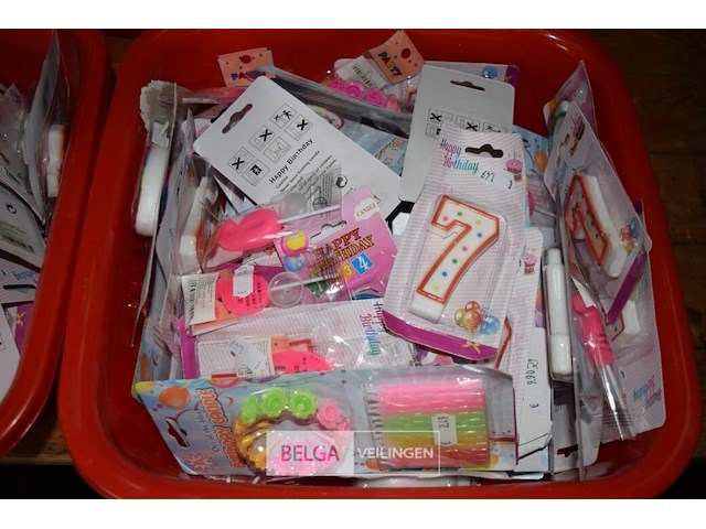 Partij div. verjaardagskaarsen - afbeelding 1 van  4