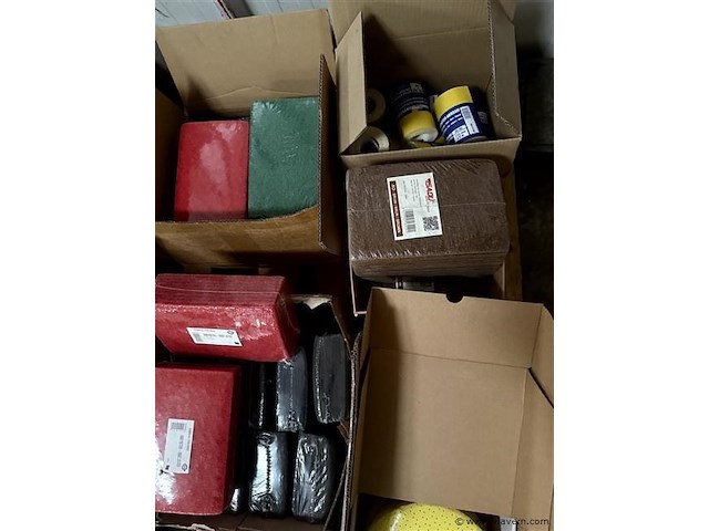 Partij div. werkmateriaal, wo. schuurpads enz. - afbeelding 2 van  2