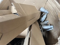 Partij div. winkel toebehoren, wo. verlichting enz; - afbeelding 3 van  5