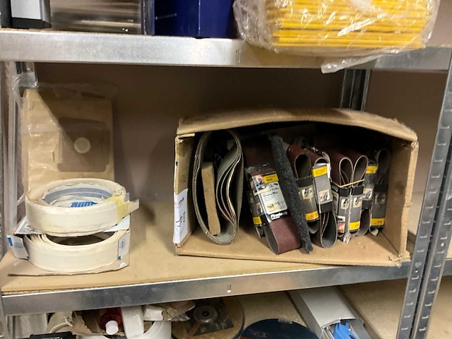 Partij divers aannemersmateriaal - afbeelding 3 van  7