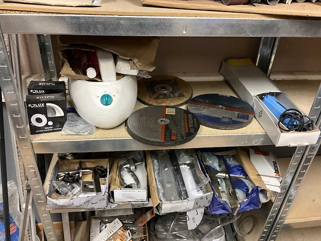 Partij divers aannemersmateriaal - afbeelding 4 van  7