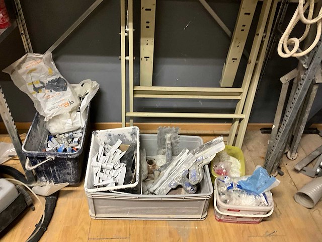 Partij divers aannemersmateriaal - afbeelding 6 van  7