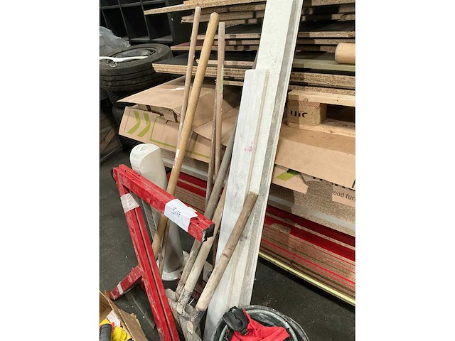 Partij divers aannemersmateriaal - afbeelding 6 van  8