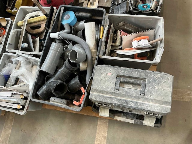 Partij divers aannemersmateriaal - afbeelding 3 van  19