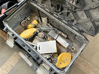 Partij divers aannemersmateriaal - afbeelding 7 van  19