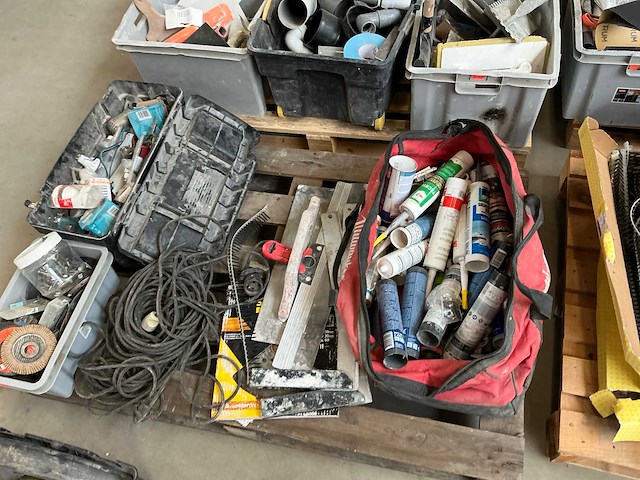 Partij divers aannemersmateriaal - afbeelding 18 van  19