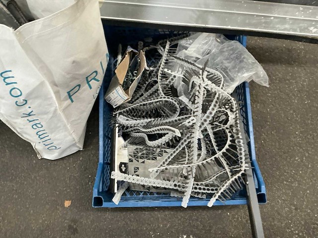 Partij divers aannemersmateriaal - afbeelding 4 van  6