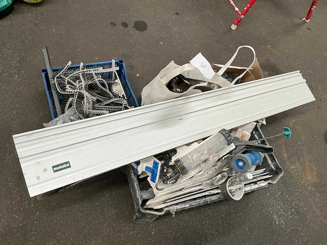Partij divers aannemersmateriaal - afbeelding 6 van  6